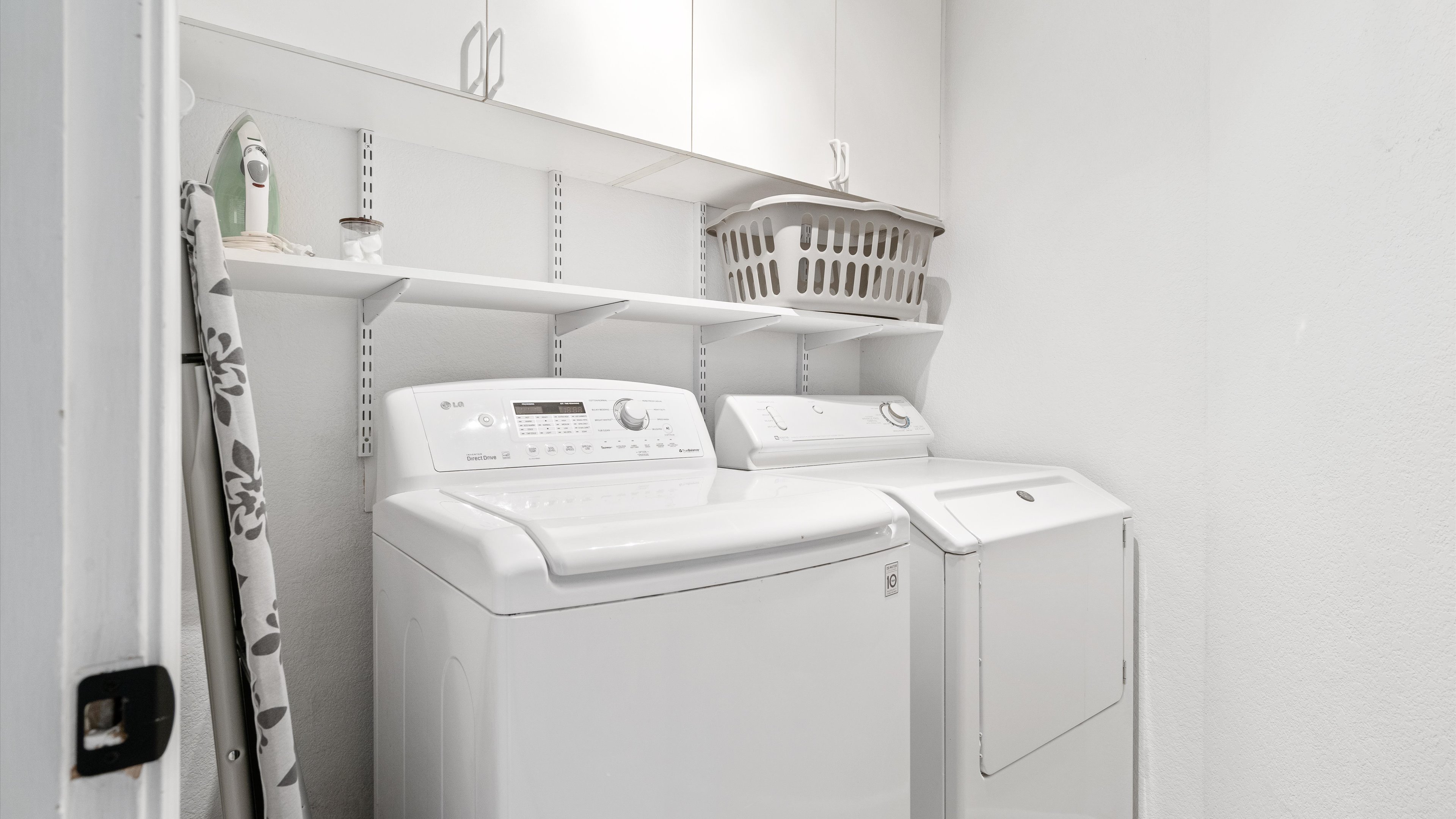 Evening exterior view of Agave Abode